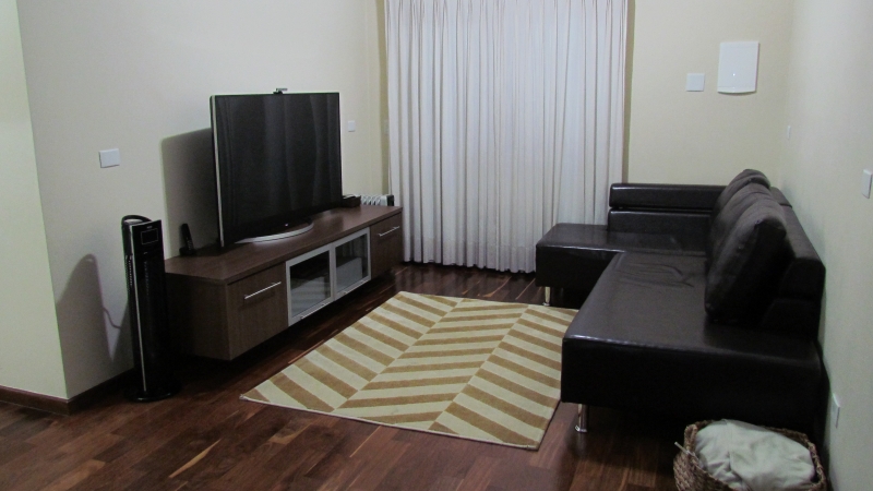 Casa à venda Aldeia da Serra com 279m² e 3 quartos por R$ 1.080.000 - 74283383-Home theater (1).JPG